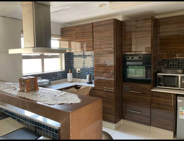 3 BEDROOM APARTMENT FOR SALE IN NORTH BEACH